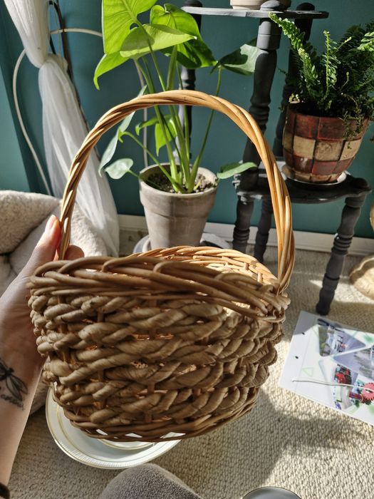Koszyk wiklinowy wys ok 25 cm