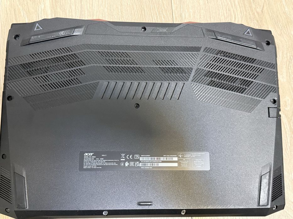 Acer NITRO AN15-45-R94Y/AMD Ryzen 5 5600H/GTX 1650 4 GB