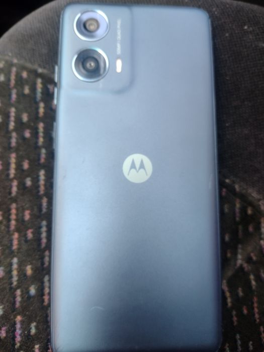 Моторола G24 смартфон