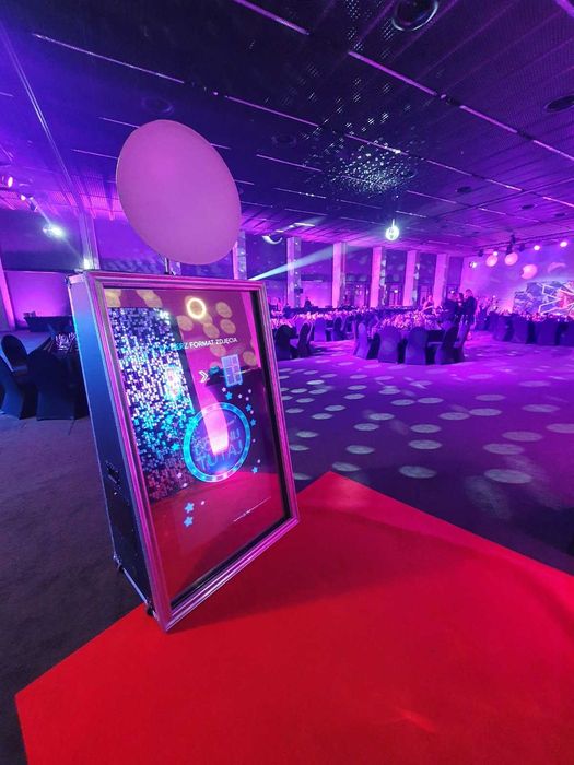 Fotolustro & Fotoprzyczepa na wesele | Atrakcja PREMIUM | Eventy