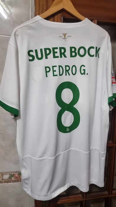 Camisola do Sporting comprada na loja verde do  pedro Gonçalves.