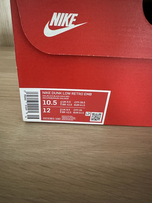 Nike Dunk Low 75th NBA Chicago