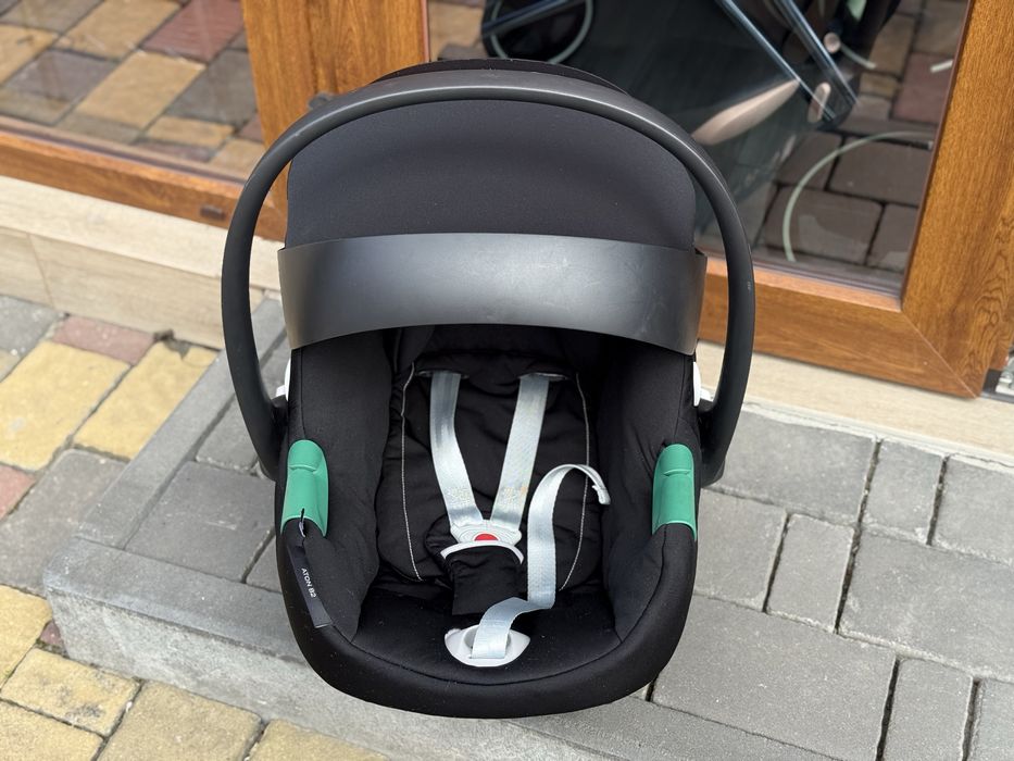 Автолюлька / автокрісло Cybex Aton B2