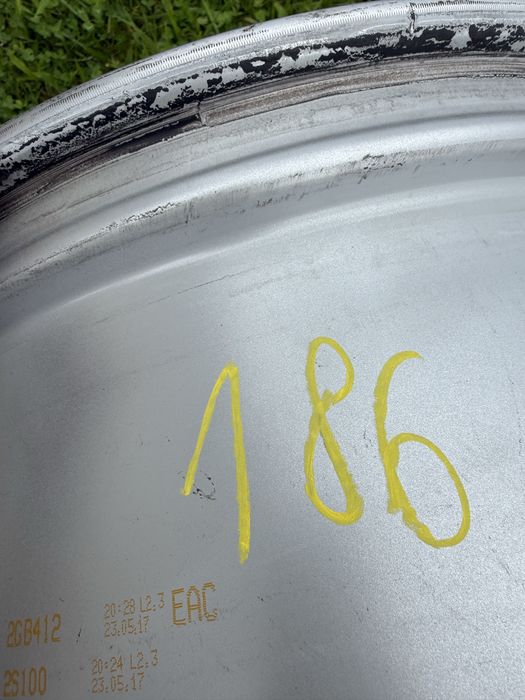 Felgi aluminiowe Audi OE ET 32 8jx19” 5x112 A6 C6 C7 A8D4 Q3 Q5