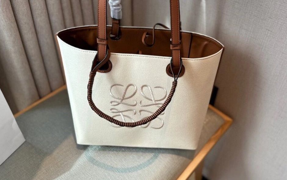 Loewe tote bag discount