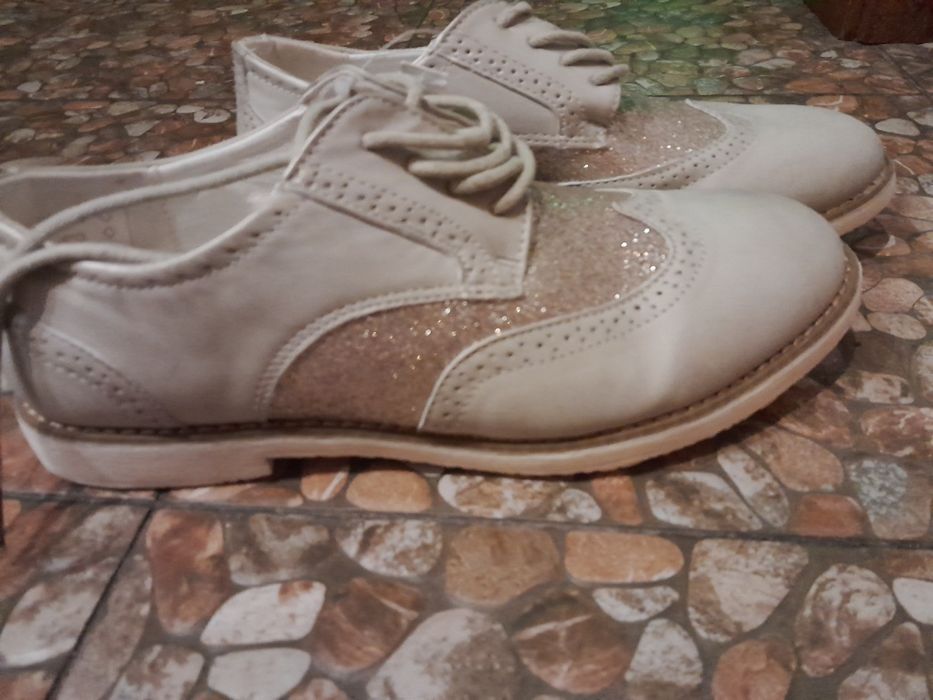 Buty r.39 damskie