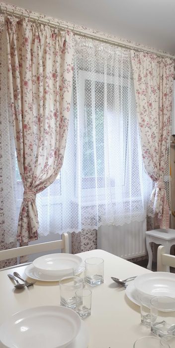 Біля басейну на 2 поверсі комфортна 2кім. квартира з затишною лоджією