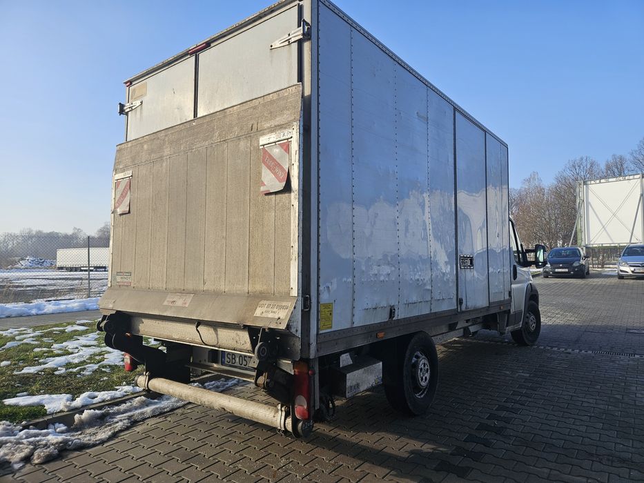 Kontener z windą  do 3,5T