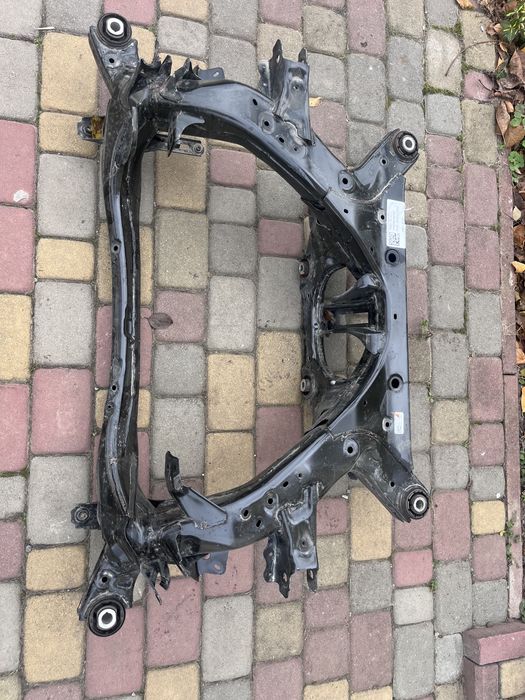 Підрамник задній тесла модел 3 2023