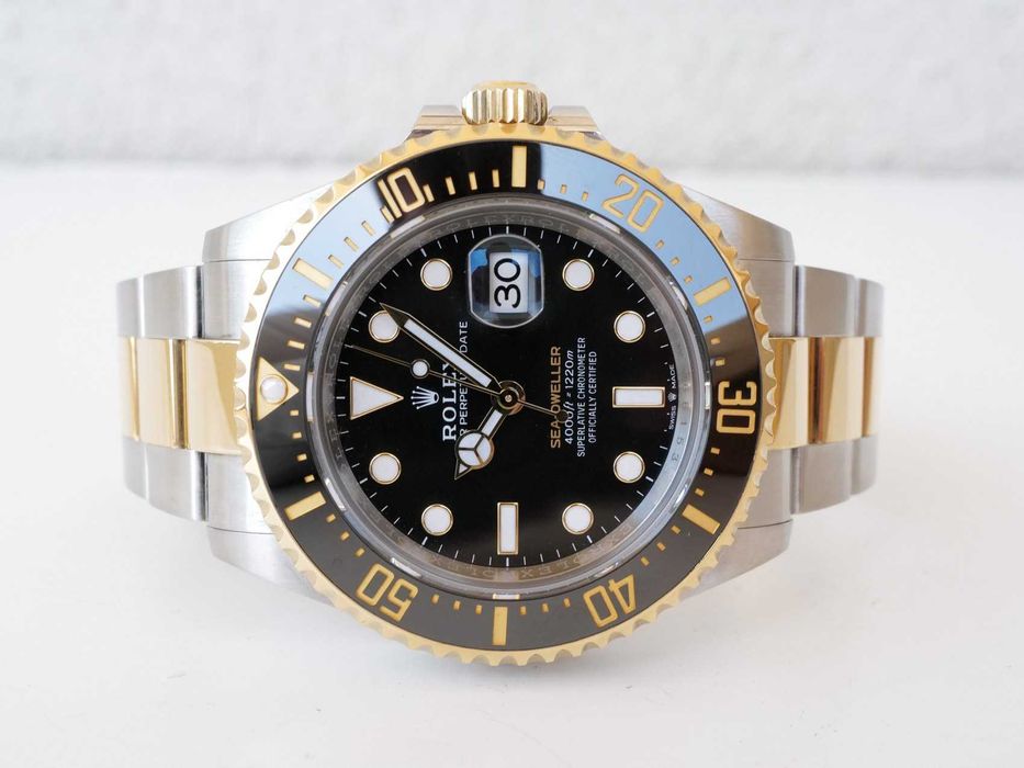 Rolex Sea-Dweller Steel 18K Yellow Gold 43mm (2023)