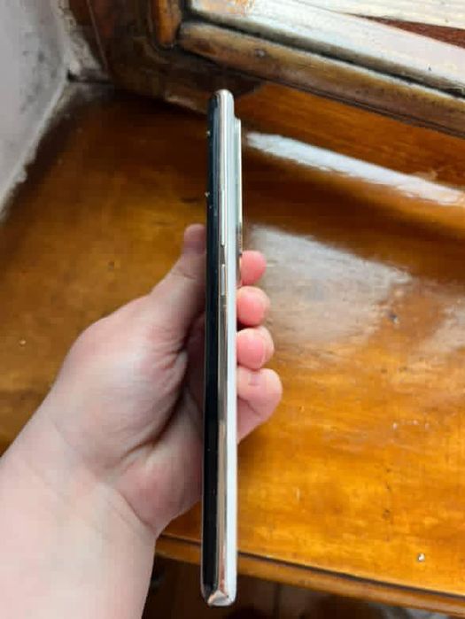 Телефон Infinix zero 30