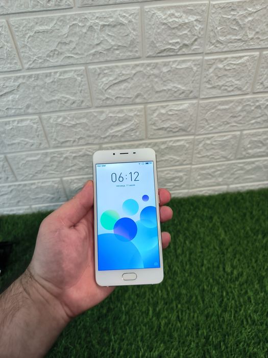 Телефон Meizu U10 White 3/32