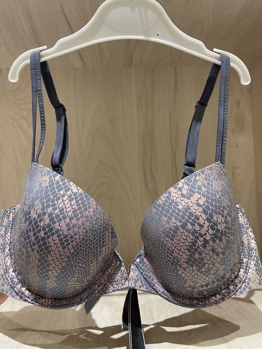 Ліф/бюстгальтер Victoria’s Secret 70c