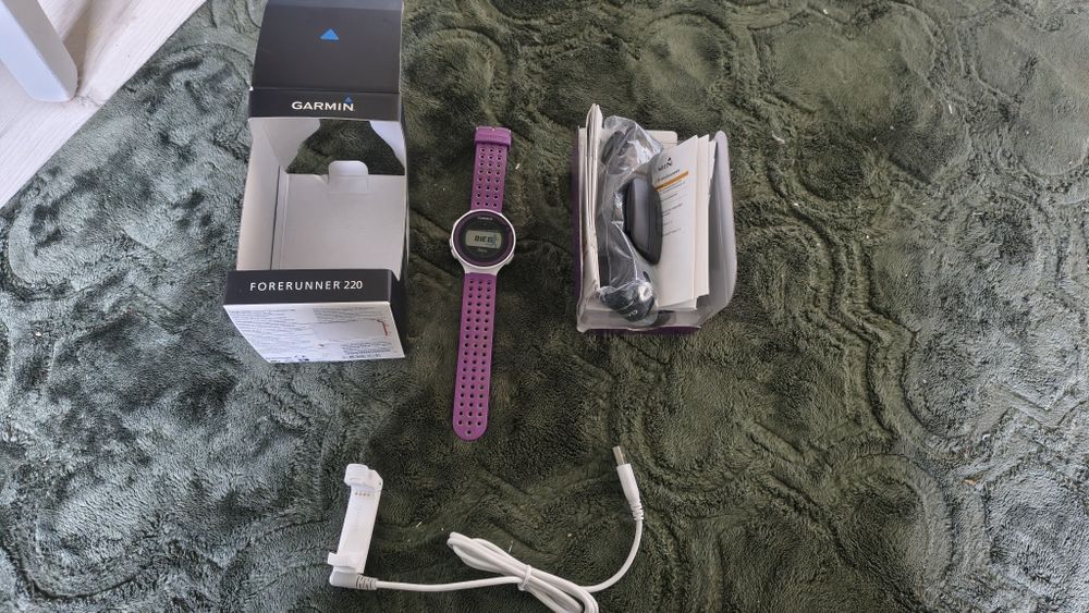 Garmin forerunner 220