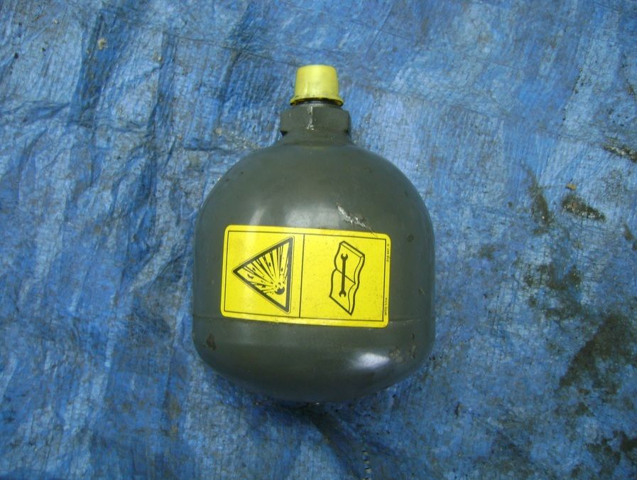 Akumulator Amortyzator Hydrauliczny Claas S2 4376