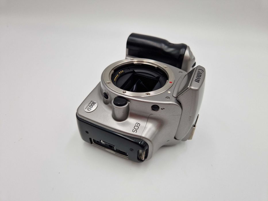 WYPRZEDAŻ Aparat Canon 300D body - klasyczny i nadal świetny