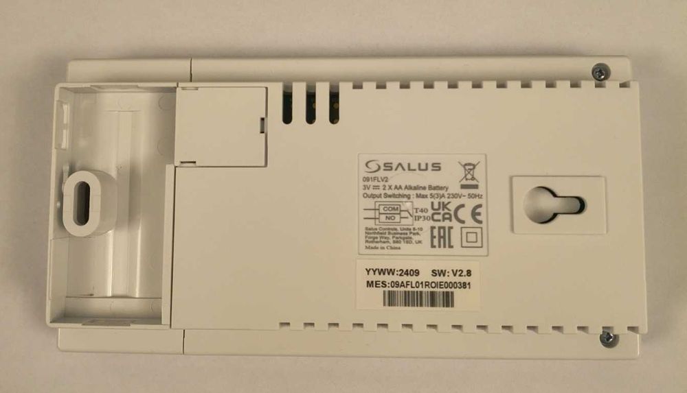 Przewodowy, elektroniczny regulator temperatury  091FLV2 SALUS