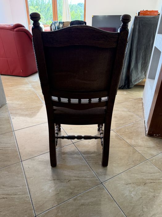 Okrągły stół dębowy rozkładany + 4 krzesła – komplet