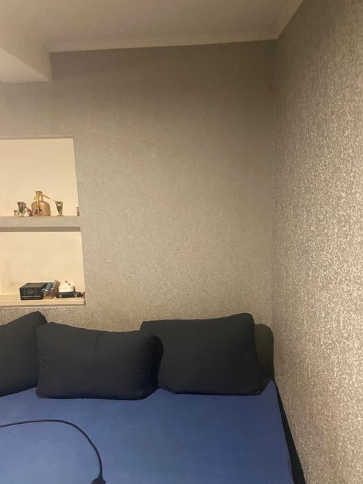 Продам невеликий будинок із зручностями, двома видами опалення