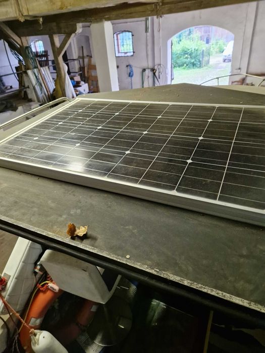 sprzedam jacht motorowy