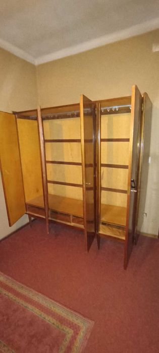 Mobília de quarto vinrage em razoável estado