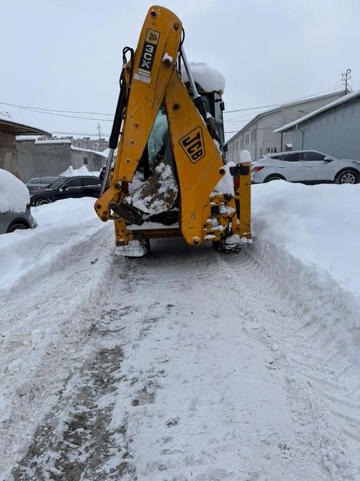 Послуги екскаватора-навантажувача