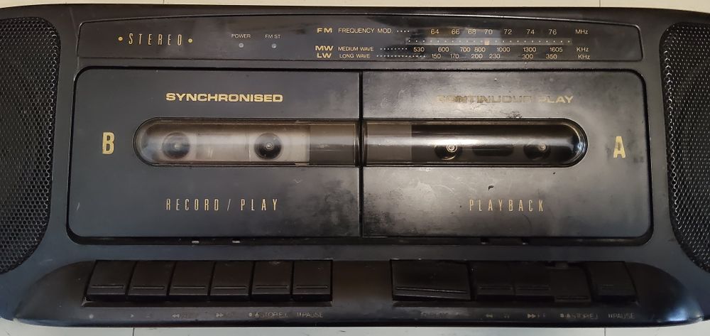 Radiomagnetofon "jamnik" Osaka GE-129