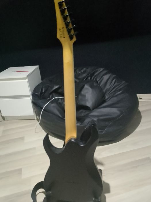 Gitara ibanez gio