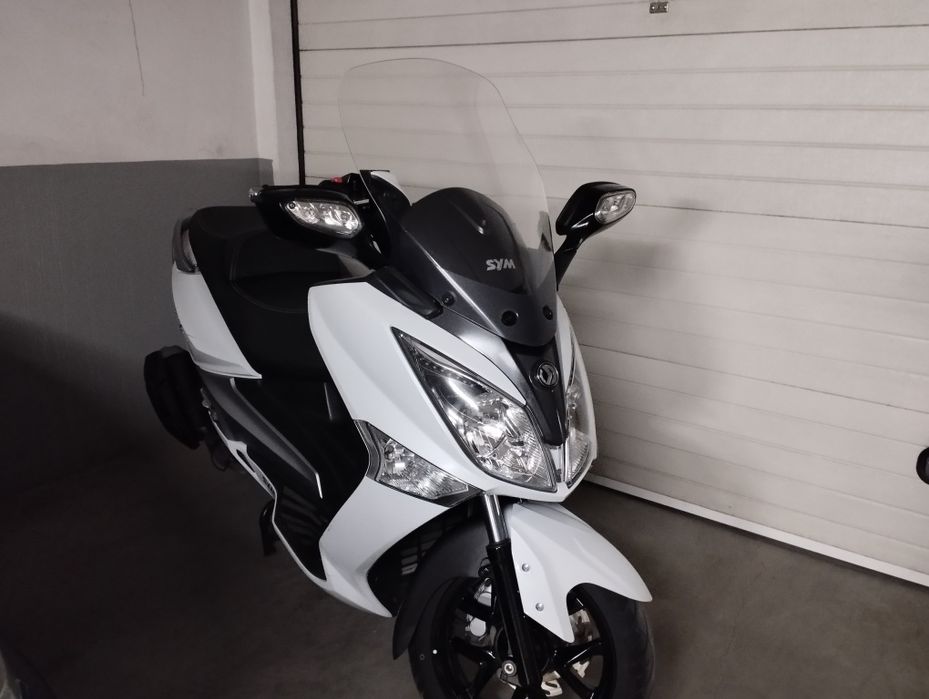 Moto scooter sym Gts 125i