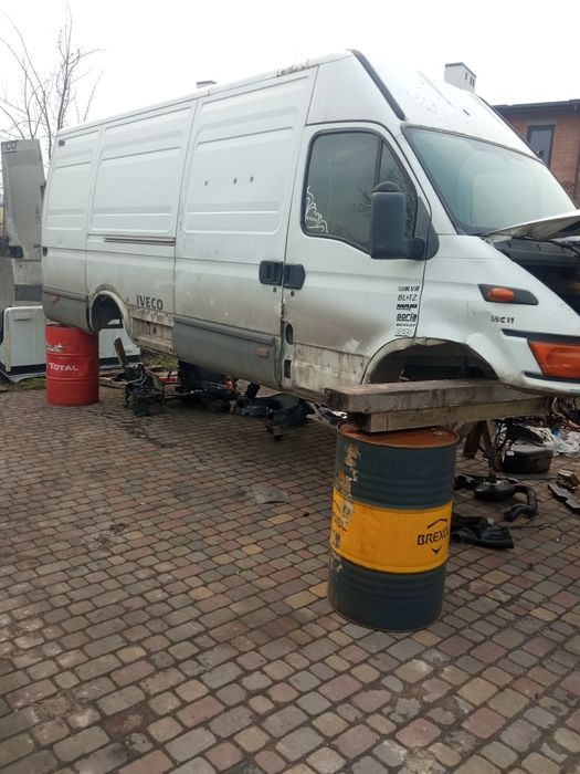 Івеко дейлі по запчастинах 2003 р євро3.