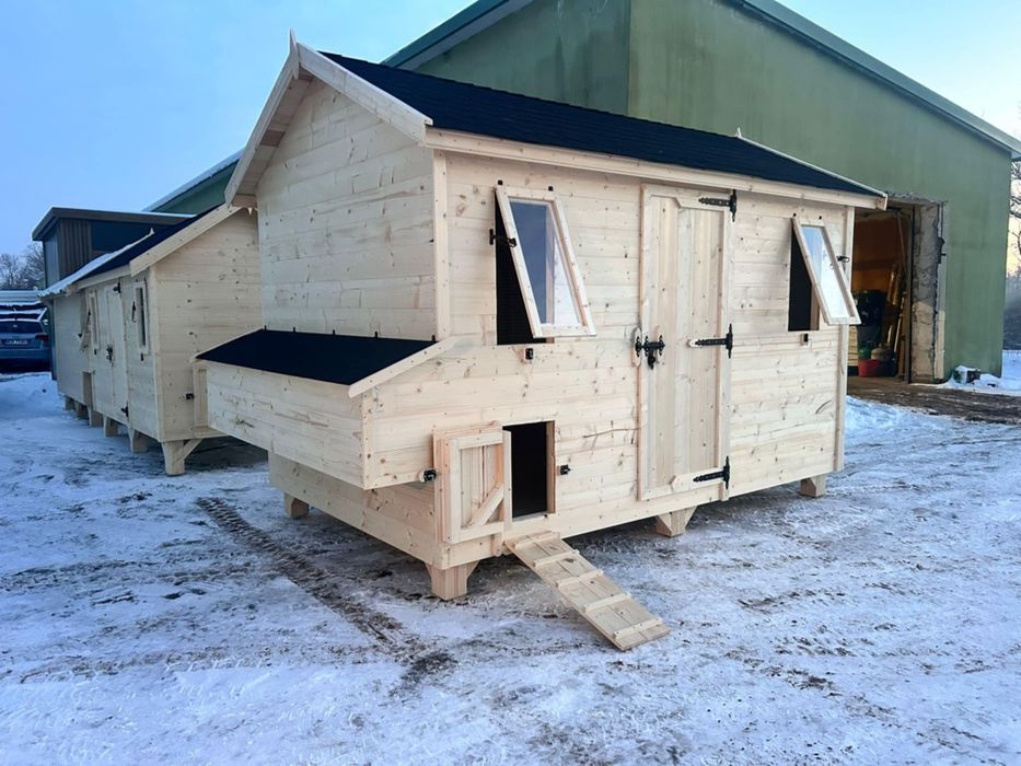 Kurnik 3.3x200, podniesiony na solidnych nóżkach !