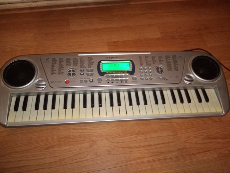 Keyboard organy plus zasilacz