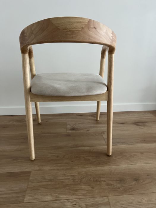 6 drewnianych krzesel