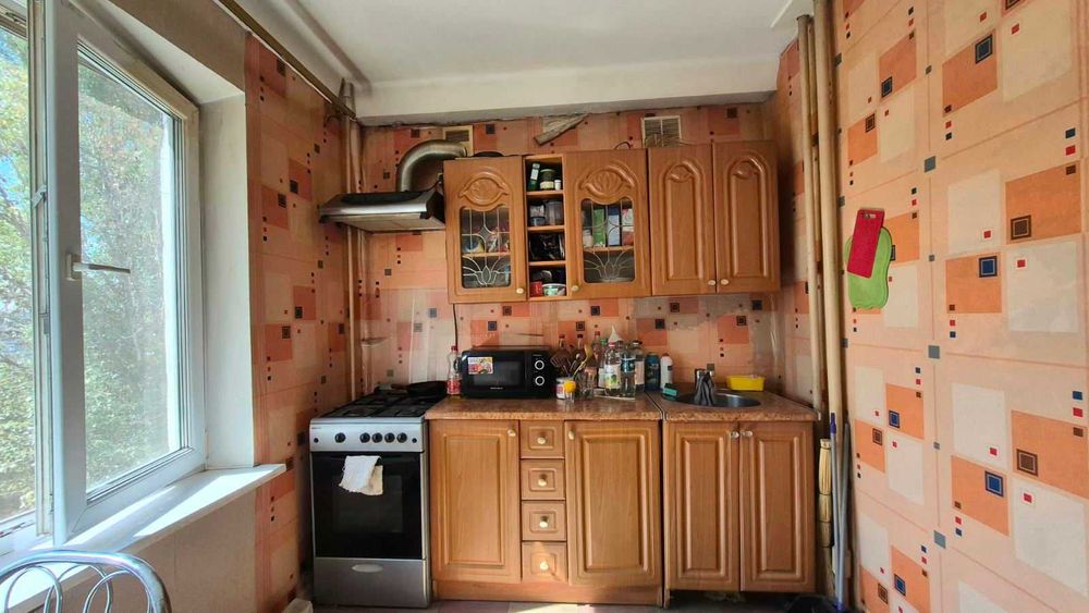 *Однокімнатна картира по вул. Євпаторійська