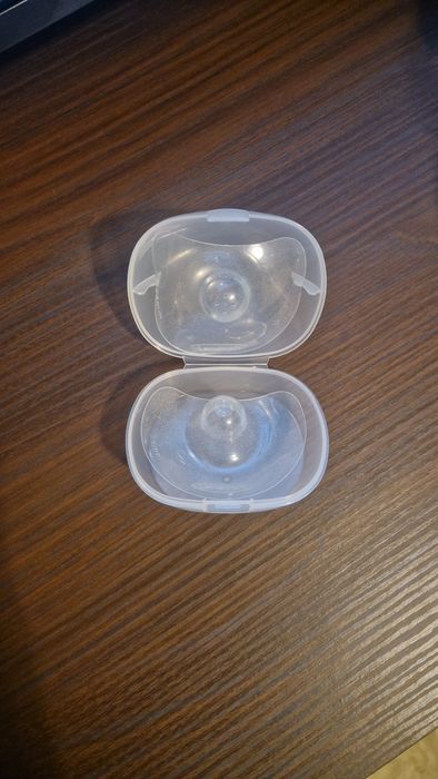 Накладки для годування, пакети для молока, пустишка, пляшечка