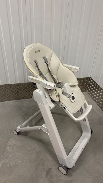 Krzesełko do karmienia Peg Perego SIESTA Follow Me