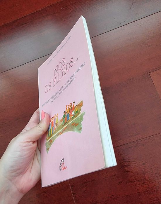 Livro "Nós os Filhos" de Gilberto Gillini e Mariateresa Zattoni