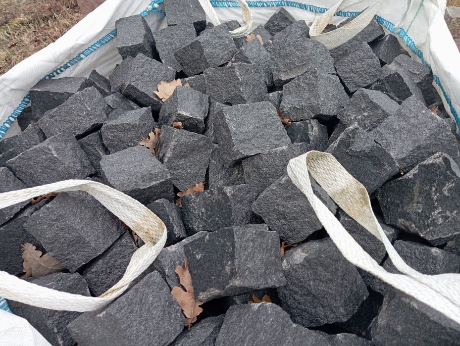 Mar -Granit. Producent kostki granitowej elementów ciętych surowo lupa