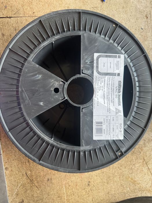 Drut spawalniczy VAC60 sg2 fi-0.6 15kg