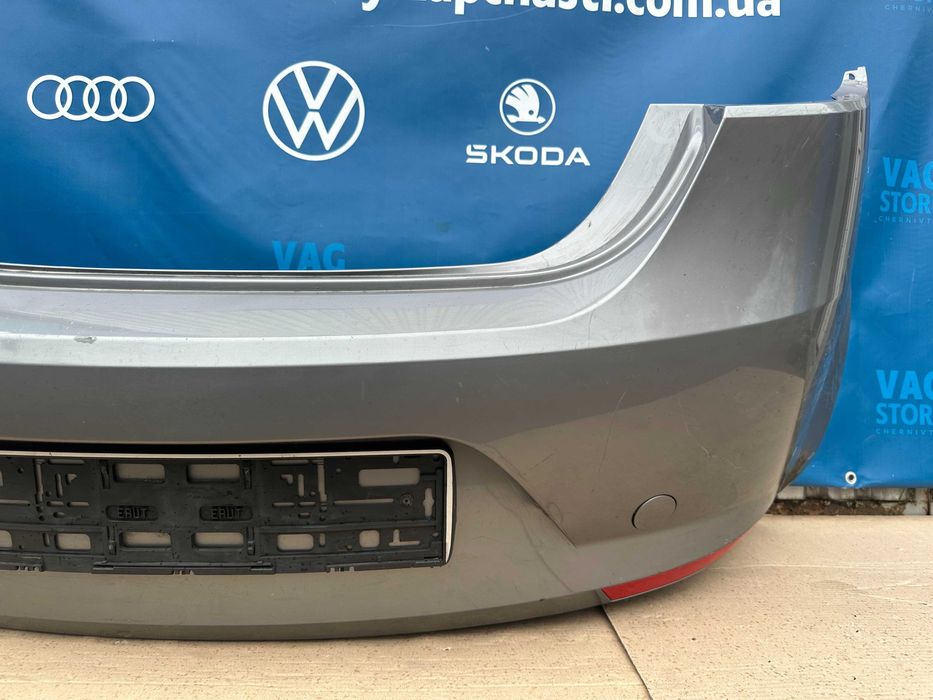 Бампер задній Seat Leon