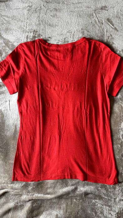 T shirt Guess, como nova!