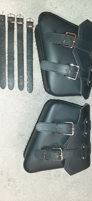 Sakwy na motor a może i rower.