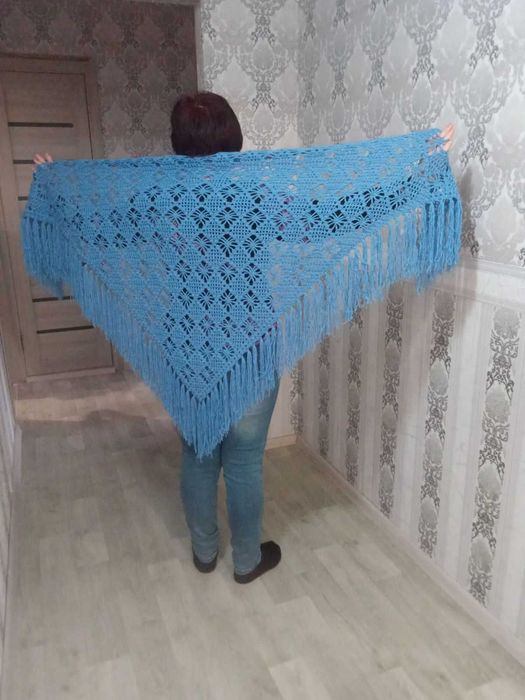 Шаль ручної роботи