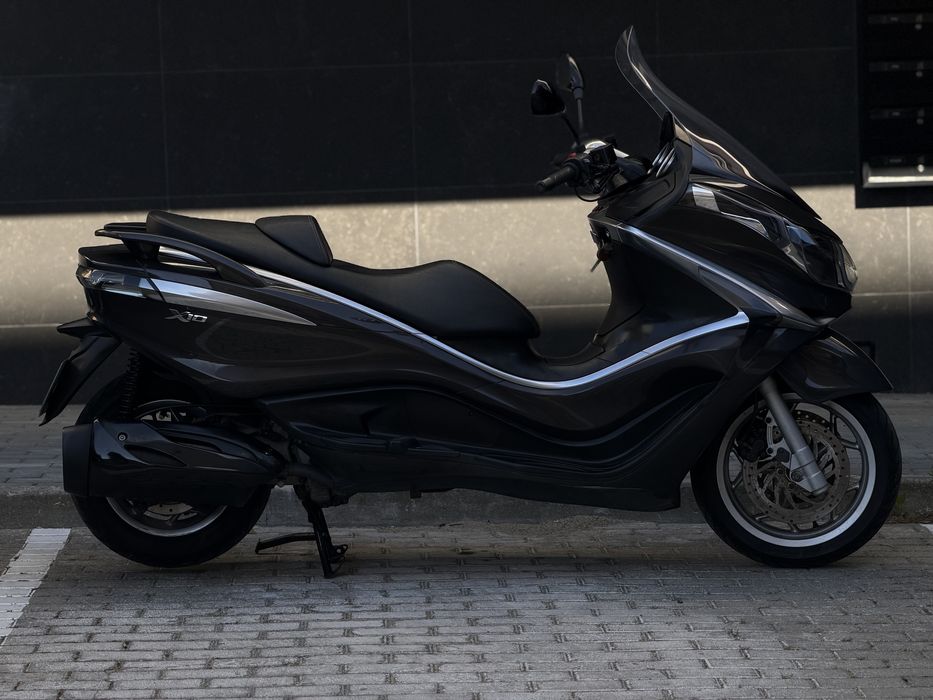 PIAGGIO X10 350 - Impecável!