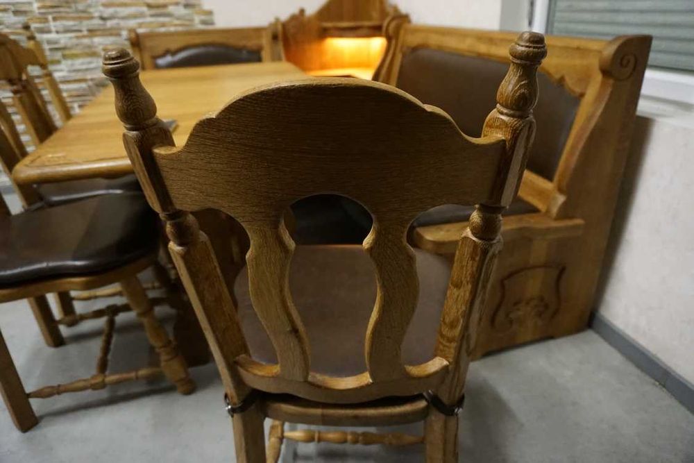 Ekskluzywny Narożnik Kuchenny Podświetlany Stół Rozkł 4 krzesła  K-499