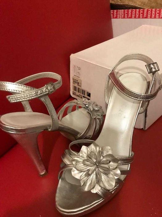 Sandálias cerimónia