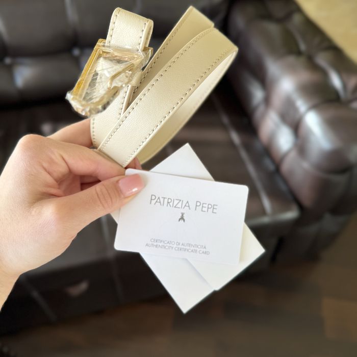 Бежева шкіряна сумка Patricia Pepe