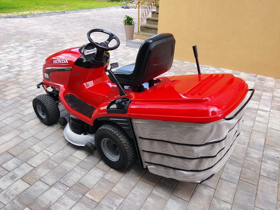 Traktorek kosiarka Honda 2417 Lift