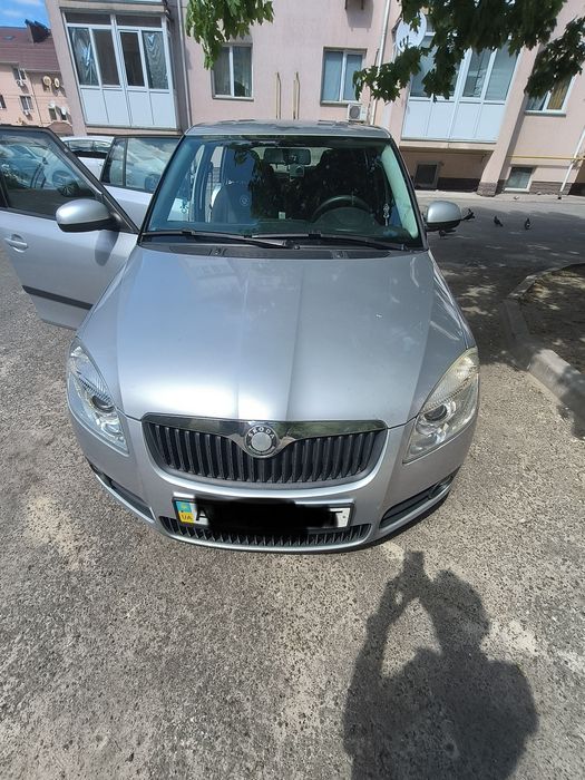 Skoda fabia ll combi 2008 1.4 газ/бенз