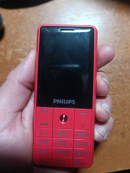 Телефон Philips Xenium Red E169 Dual Sim + microSD